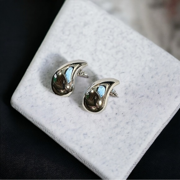 NEW Silver Stainless Steel Large Water Drop Statement Earrings Celeb Favorite - Picture 2 of 16